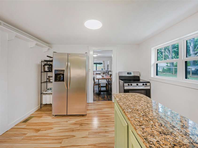 20 Indian Camp Branch Road, Weaverville, NC 28787.  MLS# CAR4303933, YatesRealty ID 2952. 