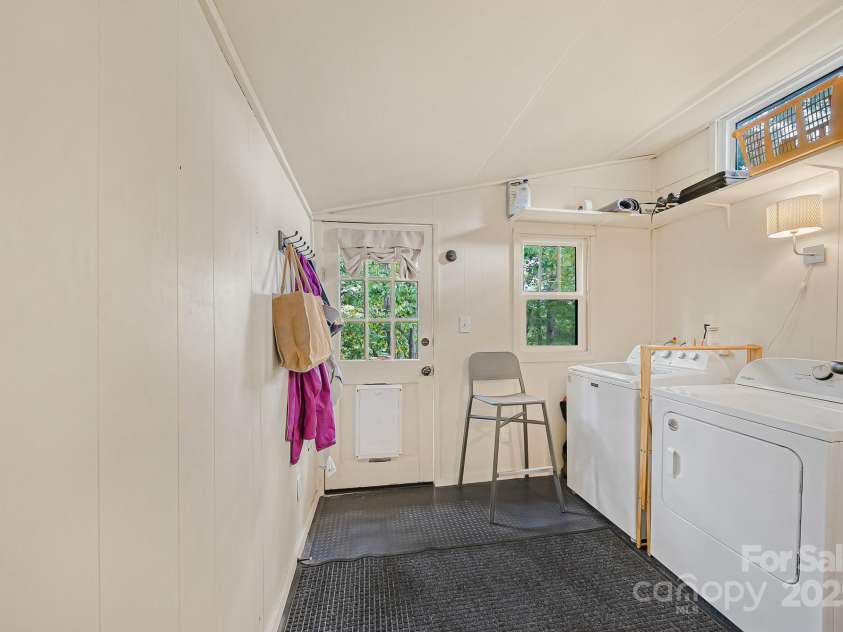 20 Indian Camp Branch Road, Weaverville, NC 28787.  MLS# CAR4303933, YatesRealty ID 2952. 