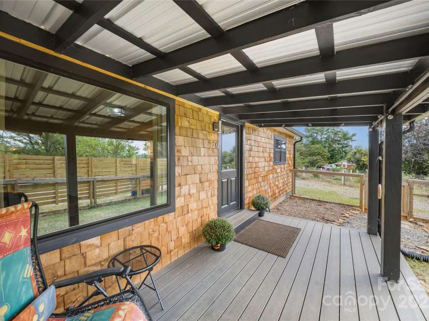 20 Indian Camp Branch Road, Weaverville, NC 28787.  MLS# CAR4303933, YatesRealty ID 2952. 