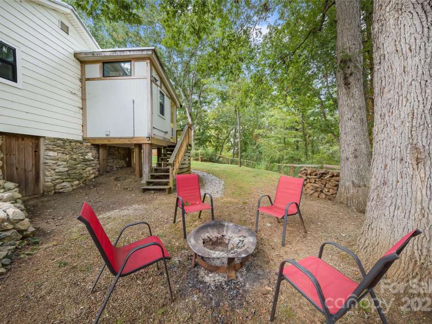 20 Indian Camp Branch Road, Weaverville, NC 28787.  MLS# CAR4303933, YatesRealty ID 2952. 