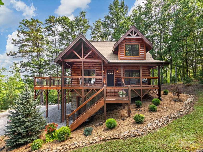 1208 Scenic Vista Drive, Nebo, NC 28761.  MLS# CAR4286631, YatesRealty ID 29521. 