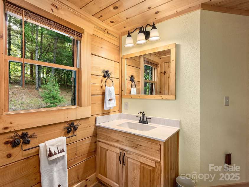 1208 Scenic Vista Drive, Nebo, NC 28761.  MLS# CAR4286631, YatesRealty ID 29521. 