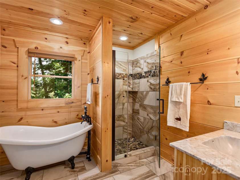 1208 Scenic Vista Drive, Nebo, NC 28761.  MLS# CAR4286631, YatesRealty ID 29521. 