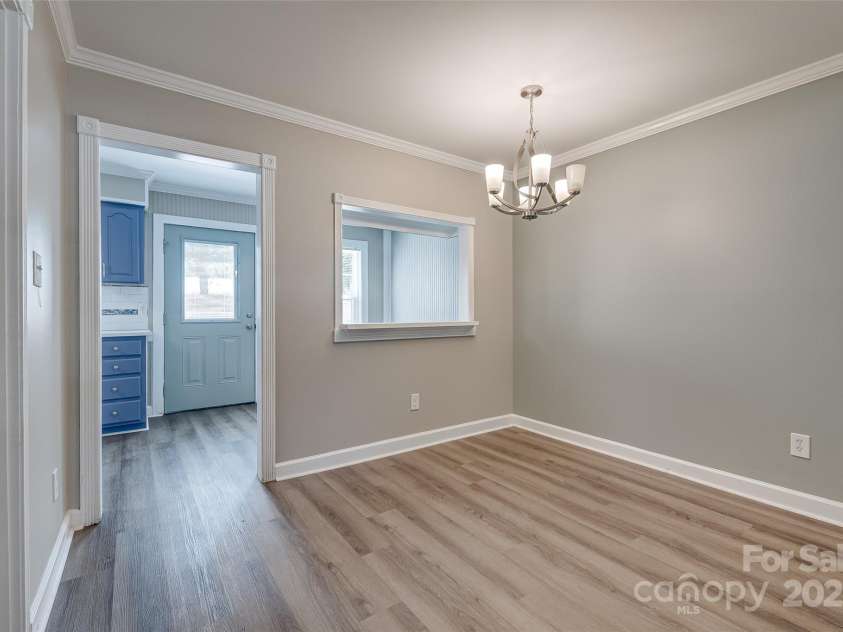 4705 Old Lantern Way, Charlotte, NC 28212.  MLS# CAR4286575, YatesRealty ID 29522. 