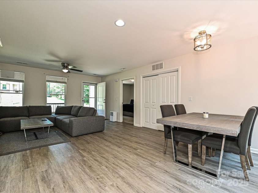 285 Hannah Avenue, Salisbury, NC 28147.  MLS# CAR4274337, YatesRealty ID 29523. 