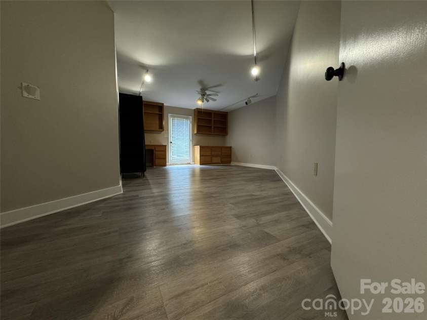 7825 Plott Road, Charlotte, NC 28215.  MLS# CAR4392291, YatesRealty ID 29524. 