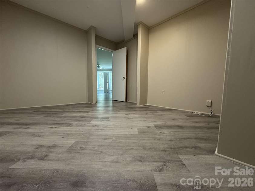 7825 Plott Road, Charlotte, NC 28215.  MLS# CAR4392291, YatesRealty ID 29524. 
