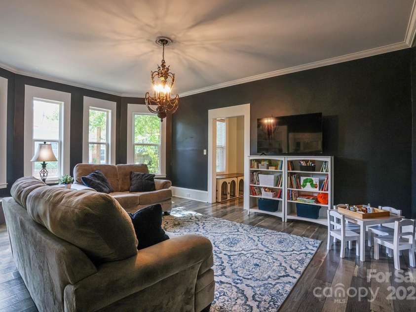 206 Elm Street, Lancaster, SC 29720.  MLS# CAR4282878, YatesRealty ID 29525. 