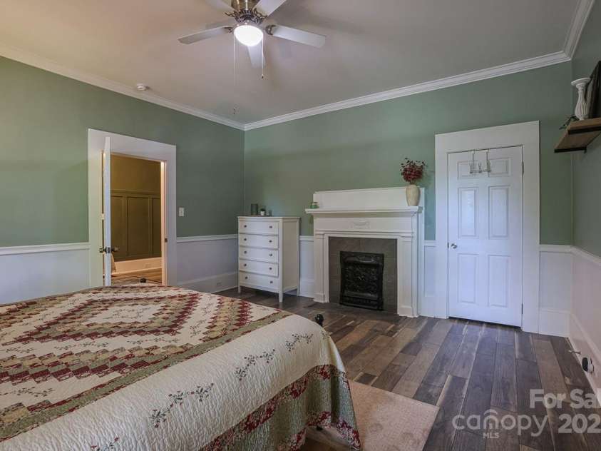 206 Elm Street, Lancaster, SC 29720.  MLS# CAR4282878, YatesRealty ID 29525. 