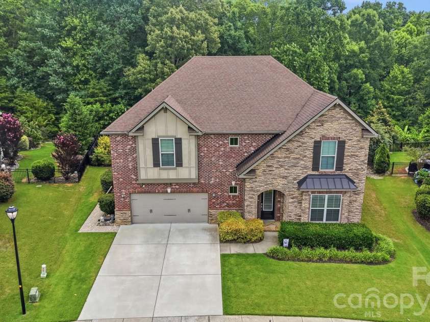 1385 Cilantro Court, Tega Cay, SC 29708.  MLS# CAR4391171, YatesRealty ID 29526. 