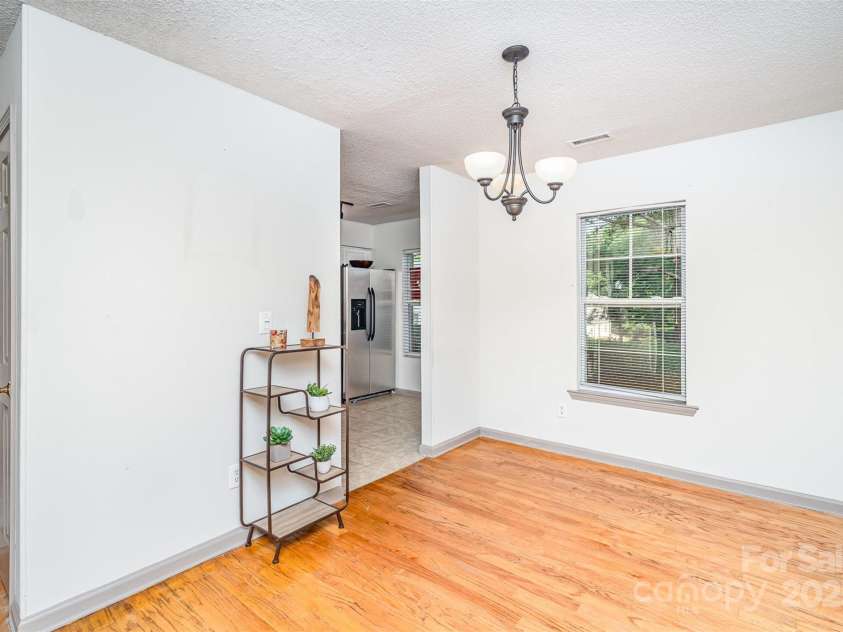 3630 Melrose Cottage Drive, Matthews, NC 28105.  MLS# CAR4278520, YatesRealty ID 29527. 