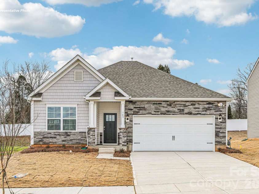 5304 Harriets Memory Trail, Lincolnton, NC 28092.  MLS# CAR4381946, YatesRealty ID 29527. 