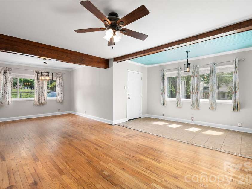 155 Michigan Avenue, Asheville, NC 28806.  MLS# CAR4388418, YatesRealty ID 29528. 