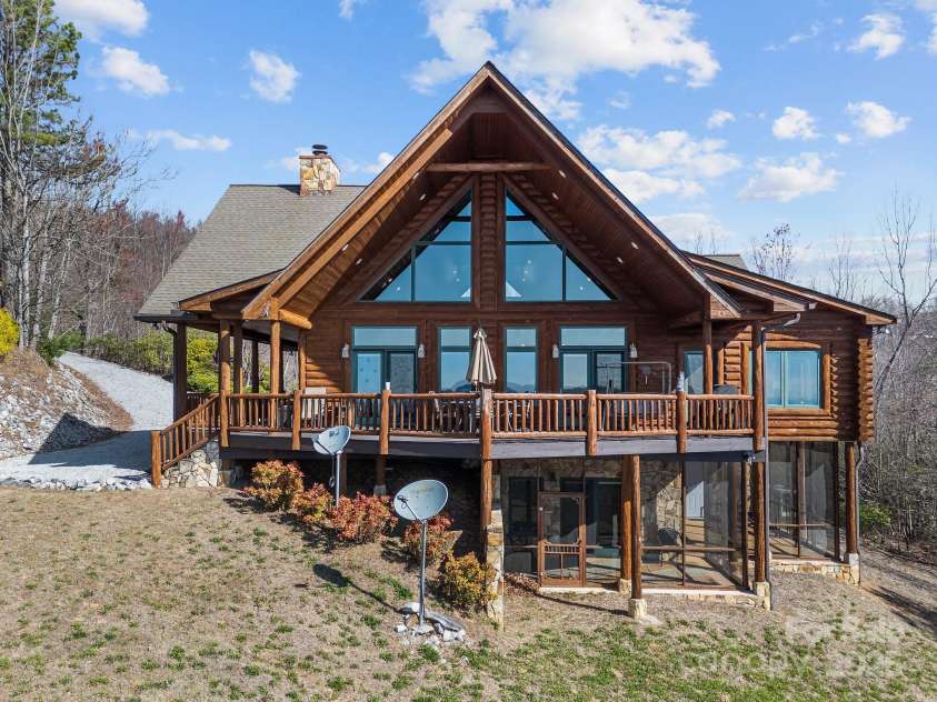 1797 Mckenzie Way, Old Fort, NC 28762.  MLS# CAR4240158, YatesRealty ID 29528. 