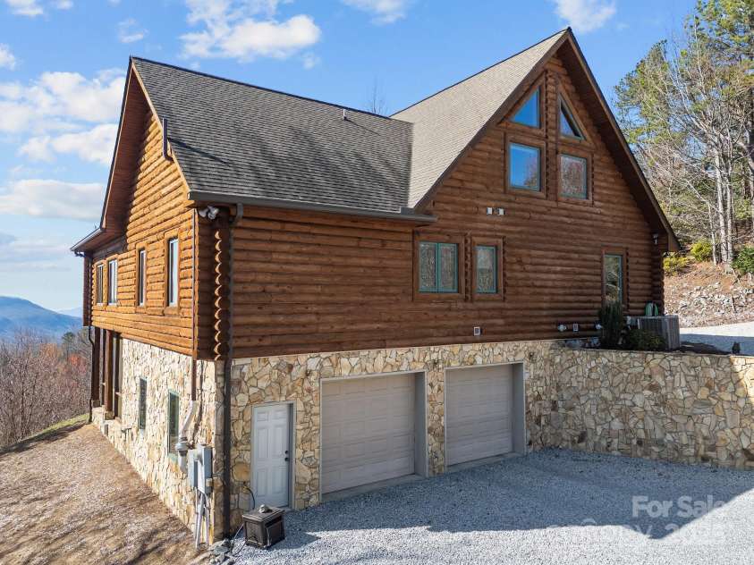 1797 Mckenzie Way, Old Fort, NC 28762.  MLS# CAR4240158, YatesRealty ID 29528. 