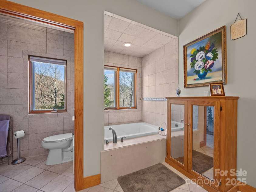 1797 Mckenzie Way, Old Fort, NC 28762.  MLS# CAR4240158, YatesRealty ID 29528. 