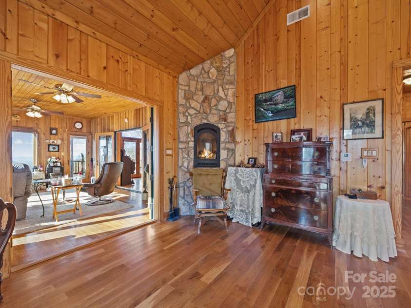 1797 Mckenzie Way, Old Fort, NC 28762.  MLS# CAR4240158, YatesRealty ID 29528. 