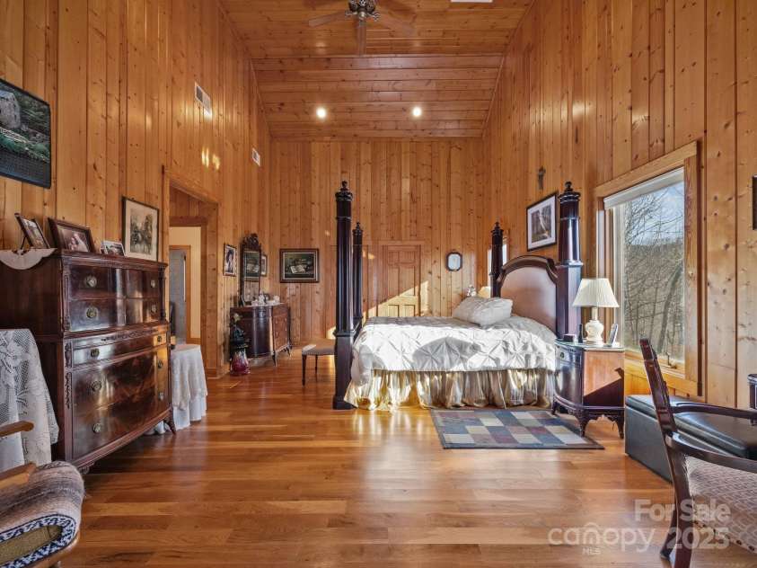 1797 Mckenzie Way, Old Fort, NC 28762.  MLS# CAR4240158, YatesRealty ID 29528. 