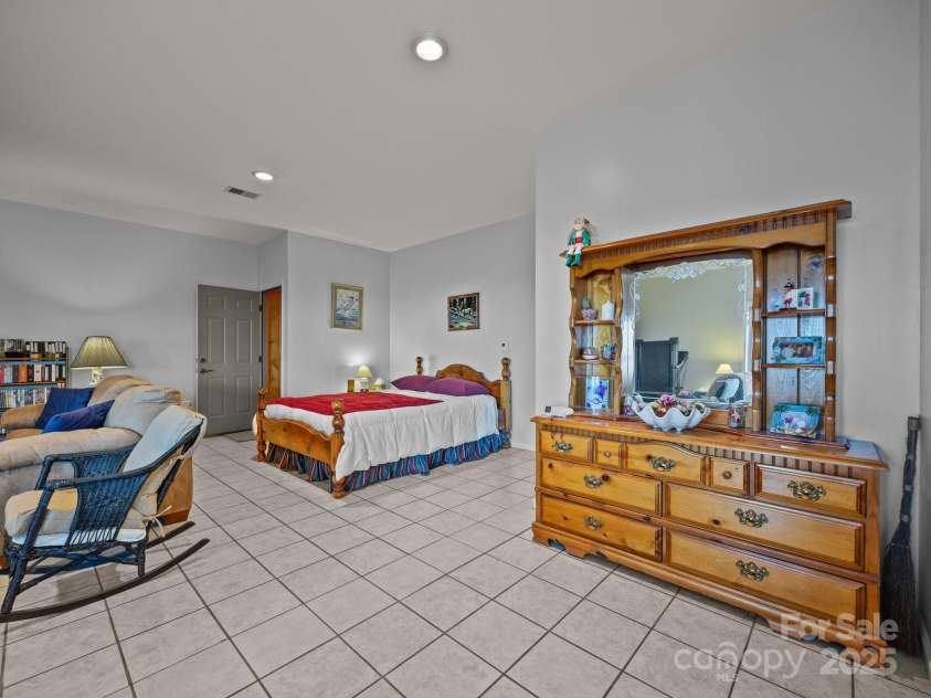 1797 Mckenzie Way, Old Fort, NC 28762.  MLS# CAR4240158, YatesRealty ID 29528. 