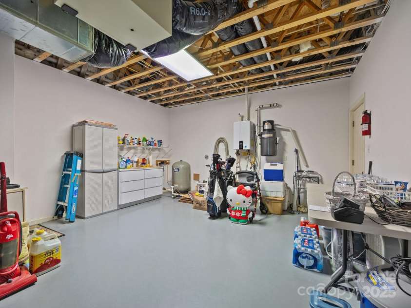 1797 Mckenzie Way, Old Fort, NC 28762.  MLS# CAR4240158, YatesRealty ID 29528. 