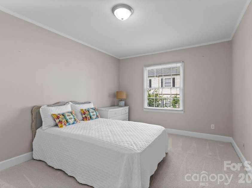 5941 Quail Hollow Road, Charlotte, NC 28210.  MLS# CAR4391742, YatesRealty ID 29529. Oversized second bedroom.