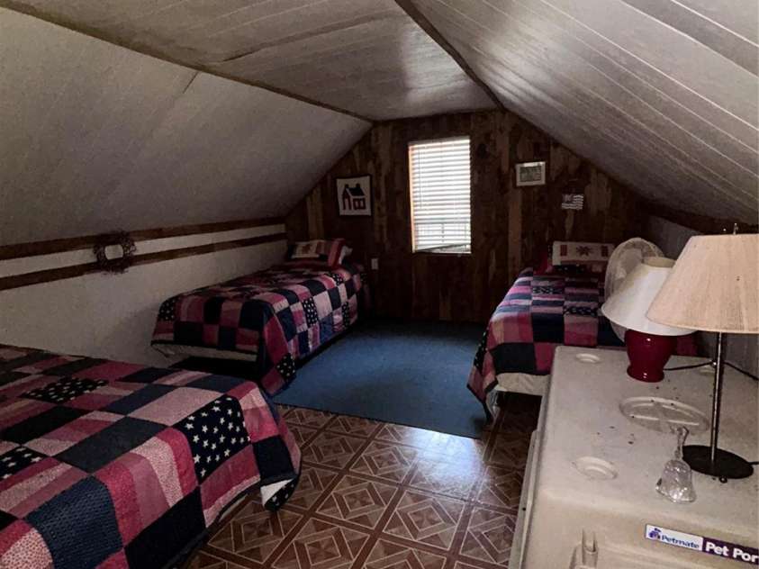 362 Melton Branch Road, Bakersville, NC 28705.  MLS# CAR4315469, YatesRealty ID 2953. 