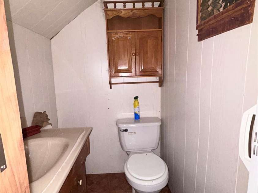 362 Melton Branch Road, Bakersville, NC 28705.  MLS# CAR4315469, YatesRealty ID 2953. 