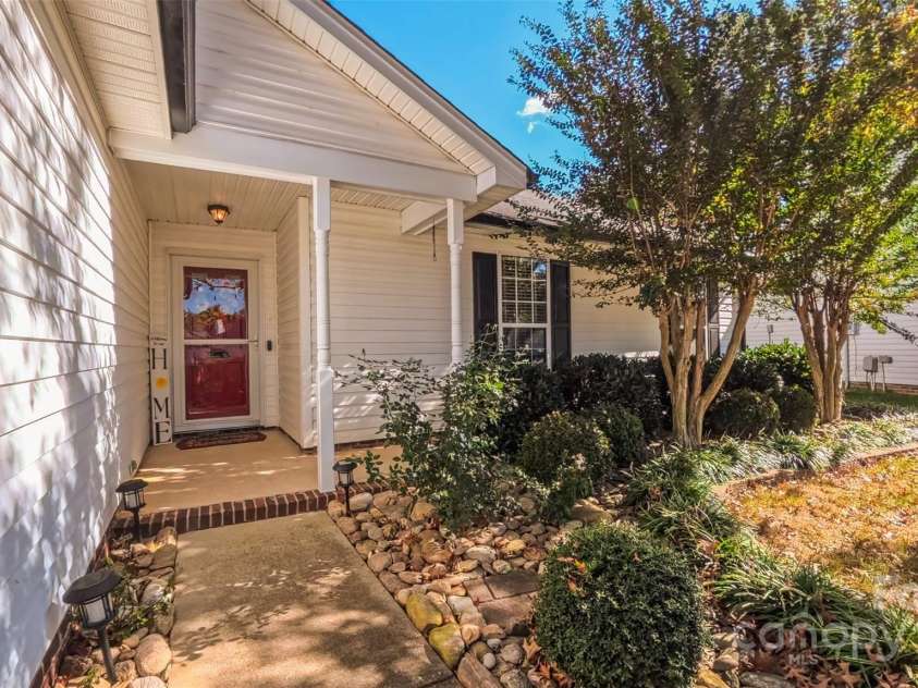 3693 Stonefield Street, Concord, NC 28027.  MLS# CAR4312117, YatesRealty ID 2953. Front of Home