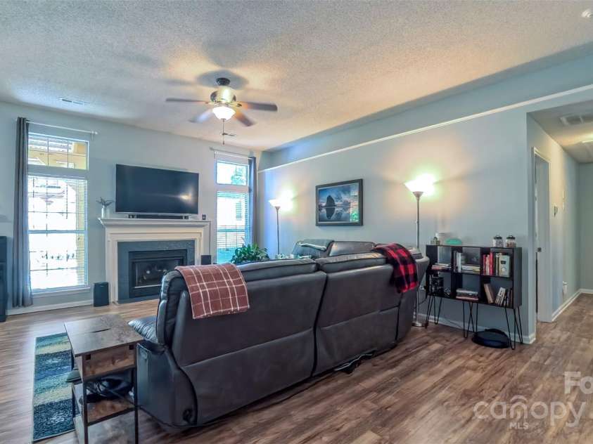 3693 Stonefield Street, Concord, NC 28027.  MLS# CAR4312117, YatesRealty ID 2953. Great Room