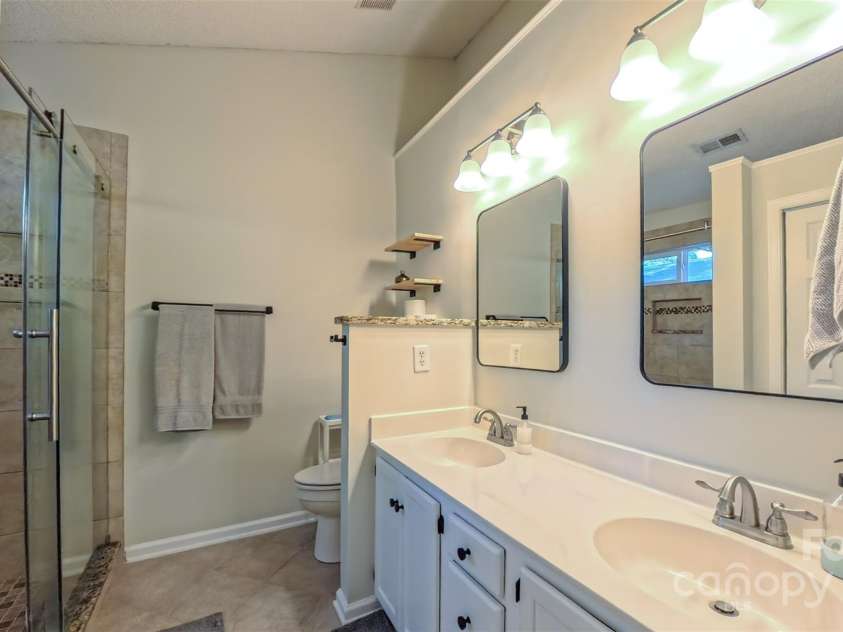 3693 Stonefield Street, Concord, NC 28027.  MLS# CAR4312117, YatesRealty ID 2953. Master Bath