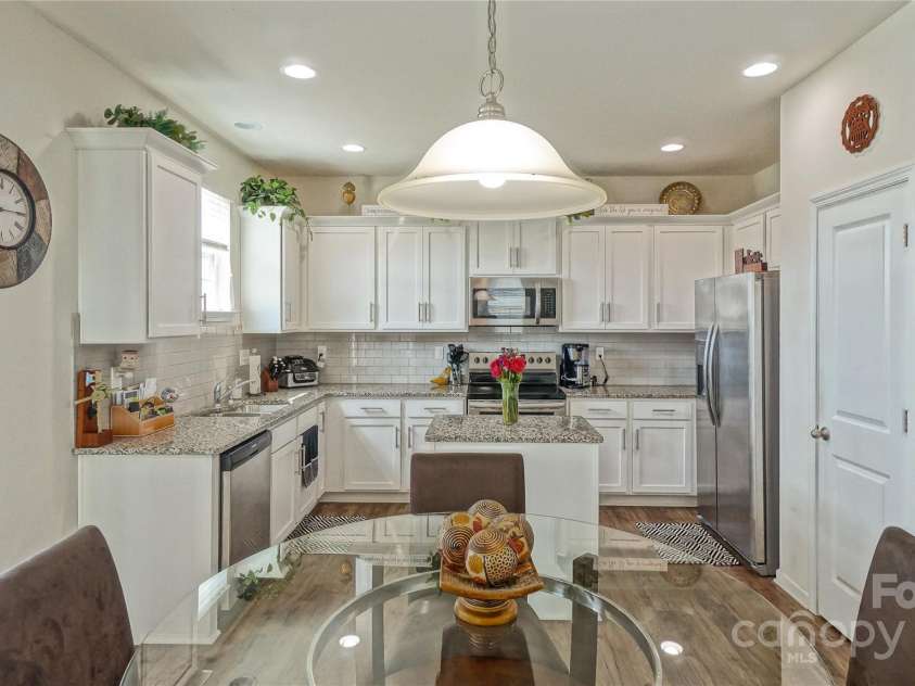 1130 Rock Haven Drive, Charlotte, NC 28216.  MLS# CAR4279066, YatesRealty ID 29530. 