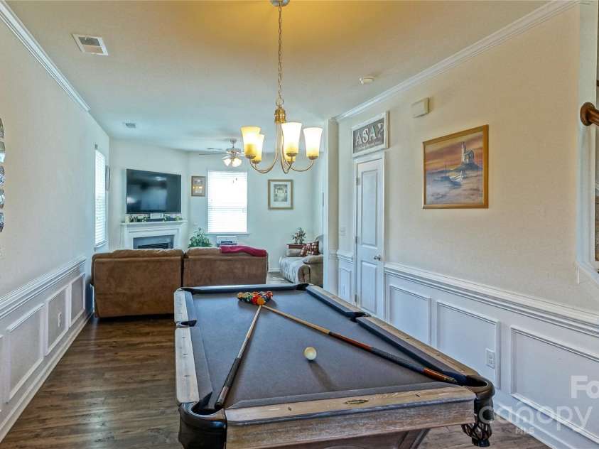 1130 Rock Haven Drive, Charlotte, NC 28216.  MLS# CAR4279066, YatesRealty ID 29530. 