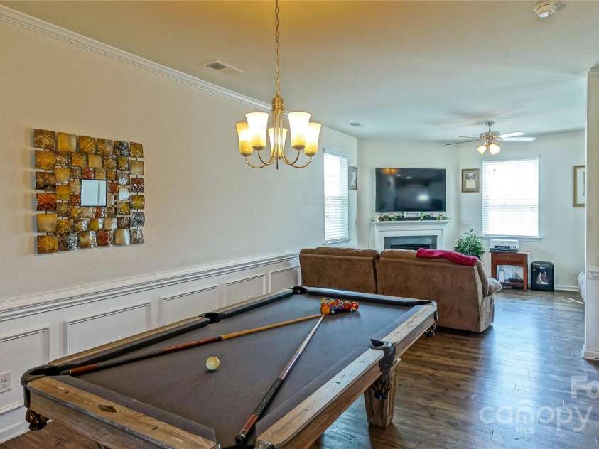 1130 Rock Haven Drive, Charlotte, NC 28216.  MLS# CAR4279066, YatesRealty ID 29530. 