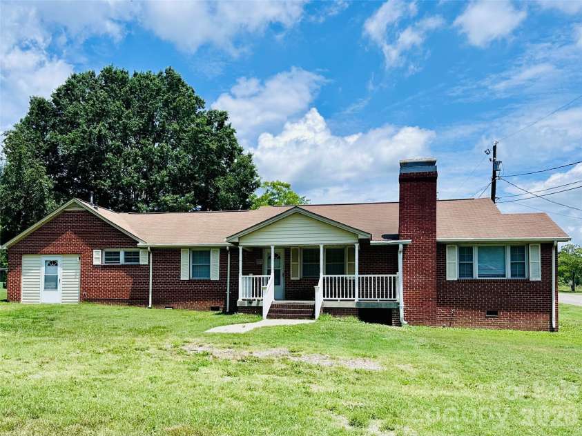 2150 Mary Street, China Grove, NC 28023.  MLS# CAR4391876, YatesRealty ID 29530. 