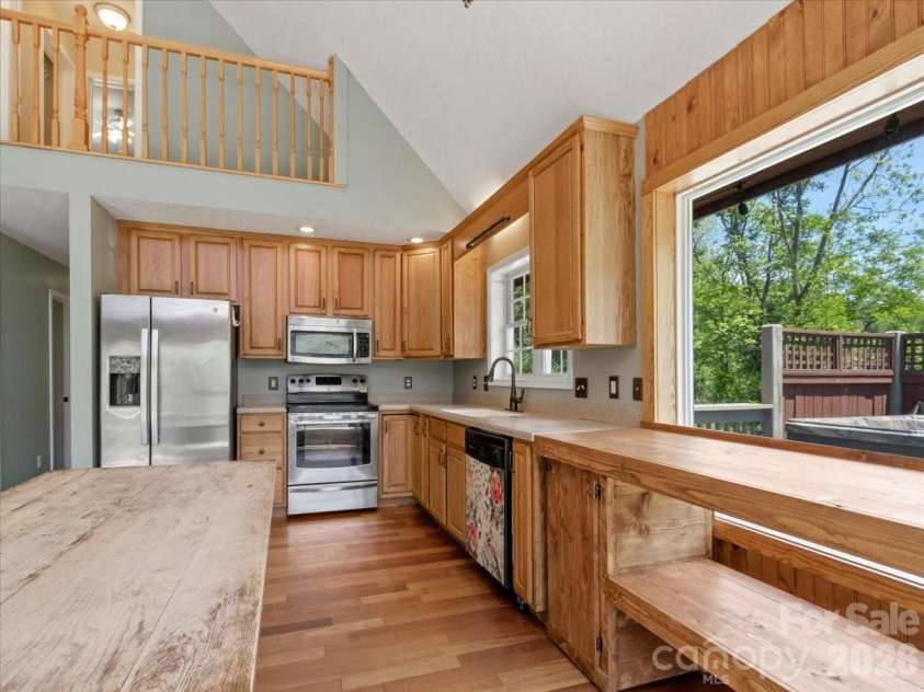 7714 State Highway 197 Highway, Green Mountain, NC 28740.  MLS# CAR4385570, YatesRealty ID 29531. 