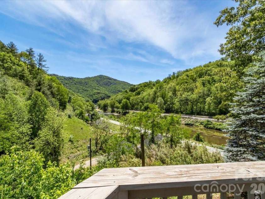 7714 State Highway 197 Highway, Green Mountain, NC 28740.  MLS# CAR4385570, YatesRealty ID 29531. 
