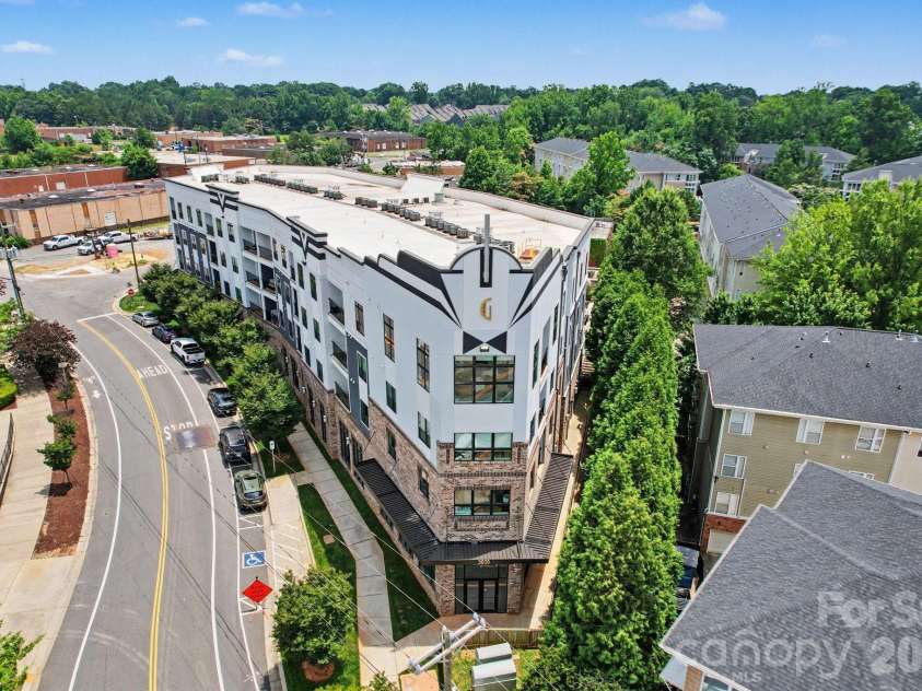 3630 N Davidson Street, Charlotte, NC 28205.  MLS# CAR4392003, YatesRealty ID 29532. 