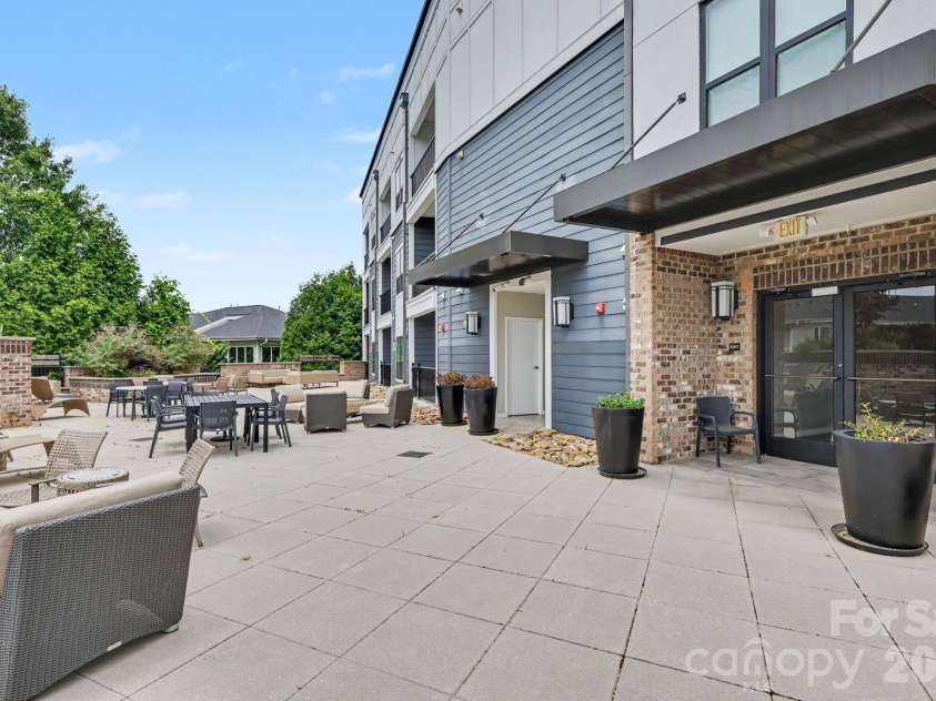 3630 N Davidson Street, Charlotte, NC 28205.  MLS# CAR4392003, YatesRealty ID 29532. 