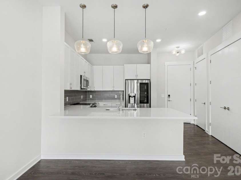 3630 N Davidson Street, Charlotte, NC 28205.  MLS# CAR4392003, YatesRealty ID 29532. 