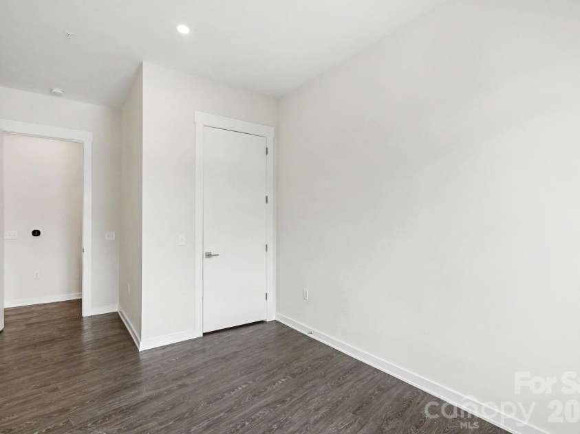 3630 N Davidson Street, Charlotte, NC 28205.  MLS# CAR4392003, YatesRealty ID 29532. 
