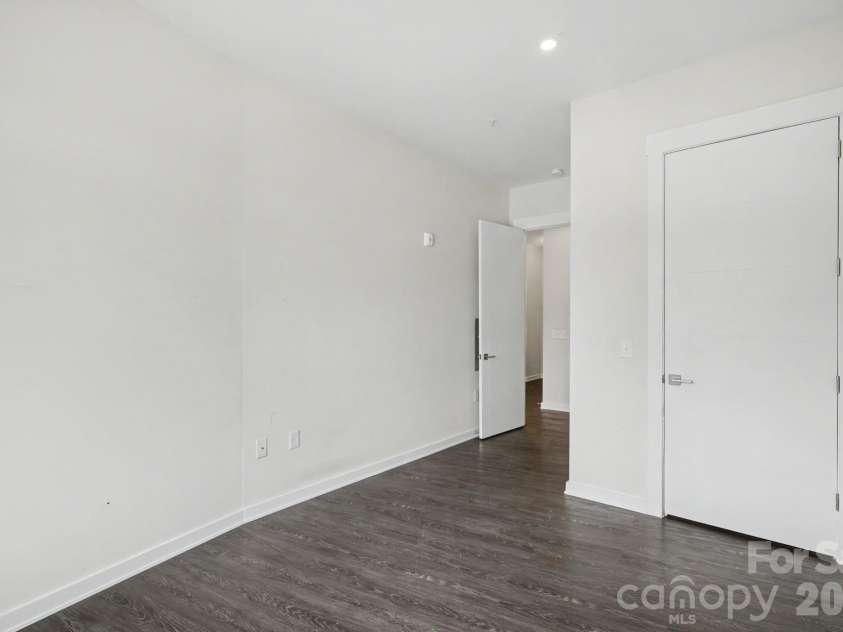 3630 N Davidson Street, Charlotte, NC 28205.  MLS# CAR4392003, YatesRealty ID 29532. 