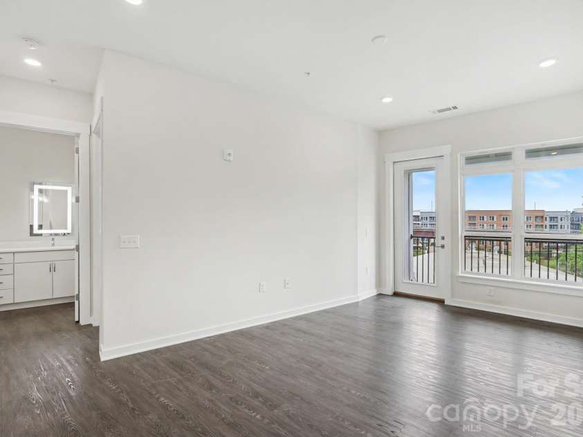 3630 N Davidson Street, Charlotte, NC 28205.  MLS# CAR4392003, YatesRealty ID 29532. 