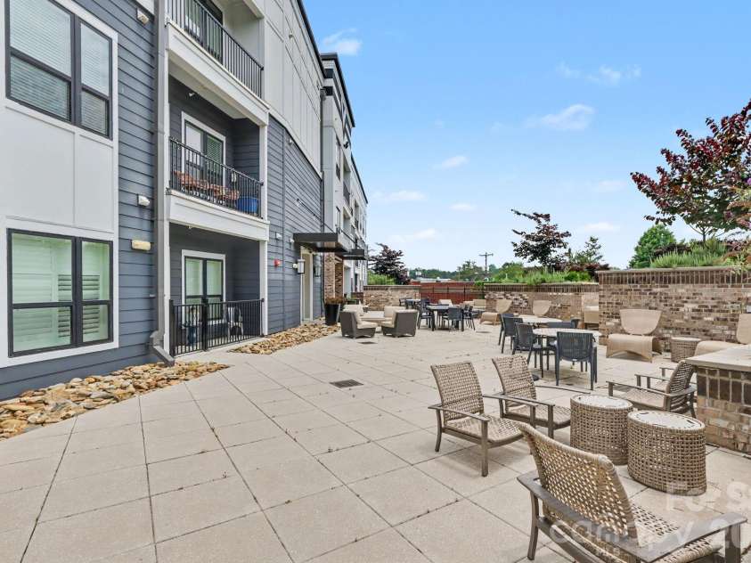 3630 N Davidson Street, Charlotte, NC 28205.  MLS# CAR4392003, YatesRealty ID 29532. 