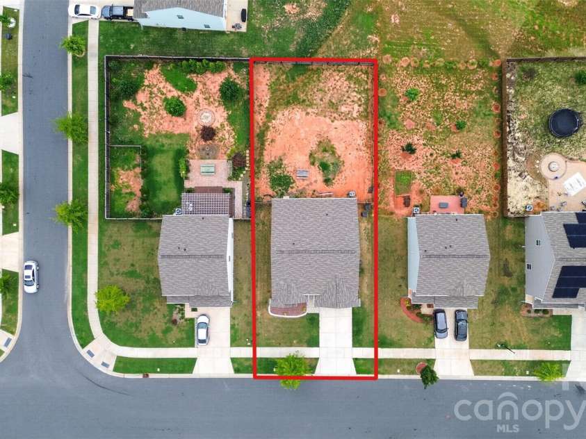 1120 Culver Spring Way, Charlotte, NC 28215.  MLS# CAR4392305, YatesRealty ID 29533. 