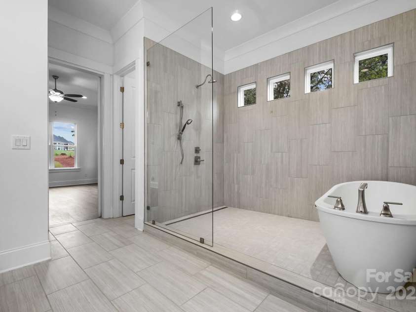 6712 Cove Lane, Sherrills Ford, NC 28673.  MLS# CAR4250171, YatesRealty ID 29534. Massive tub shower space