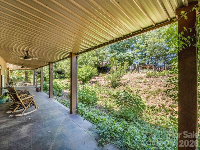 372 Horn Bottom Road, Forest City, NC 28043.  MLS# CAR4392370, YatesRealty ID 29536. 