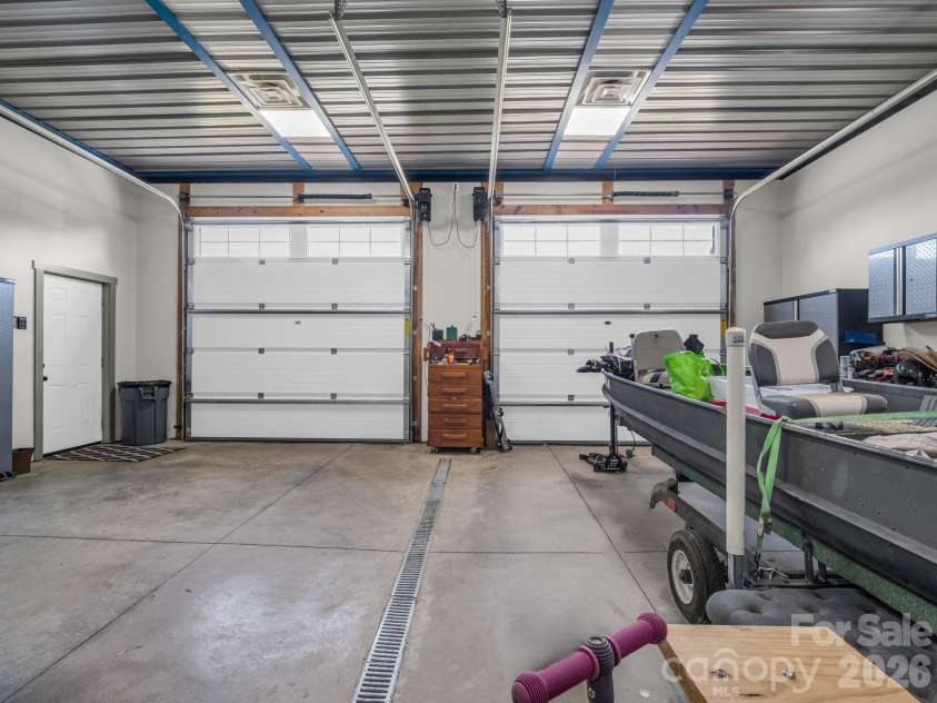 372 Horn Bottom Road, Forest City, NC 28043.  MLS# CAR4392370, YatesRealty ID 29536. 
