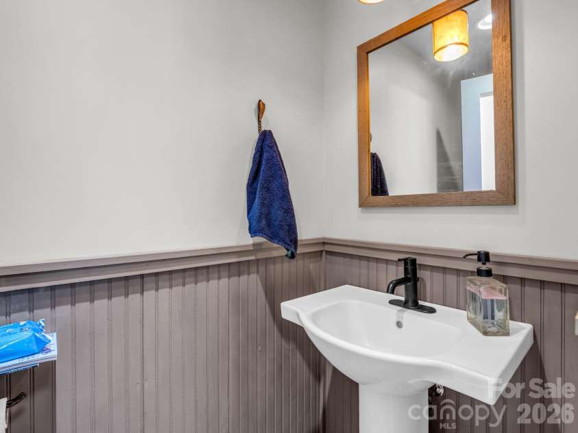 372 Horn Bottom Road, Forest City, NC 28043.  MLS# CAR4392370, YatesRealty ID 29536. 