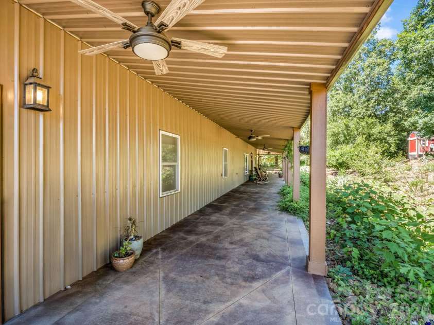 372 Horn Bottom Road, Forest City, NC 28043.  MLS# CAR4392370, YatesRealty ID 29536. 