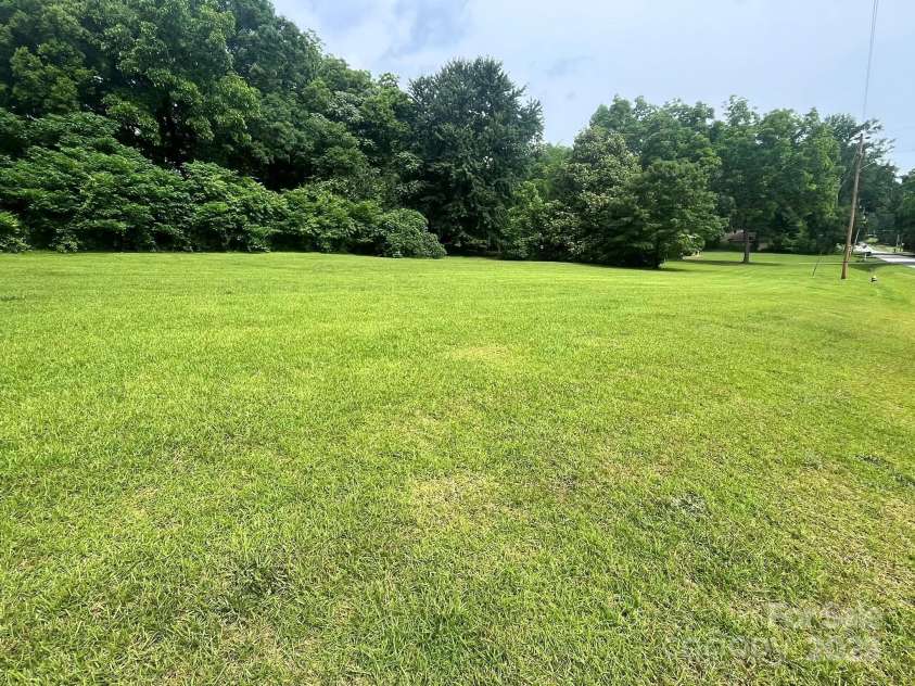 205 Lee Street, Jefferson, SC 29718.  MLS# CAR4267829, YatesRealty ID 29537. 